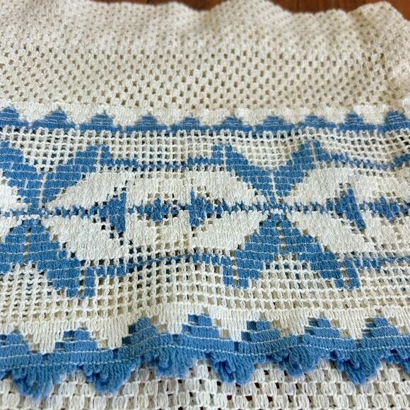 Vintage Cottagecore Blue and Cream Lace Ruffled Window Valances set of 2 - Picture 9 of 14